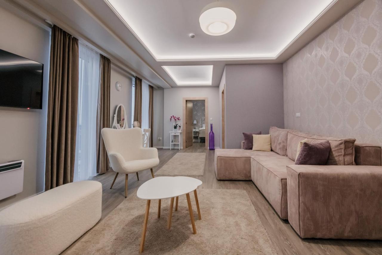 Hotel Beli Dvor Čačak Exterior foto