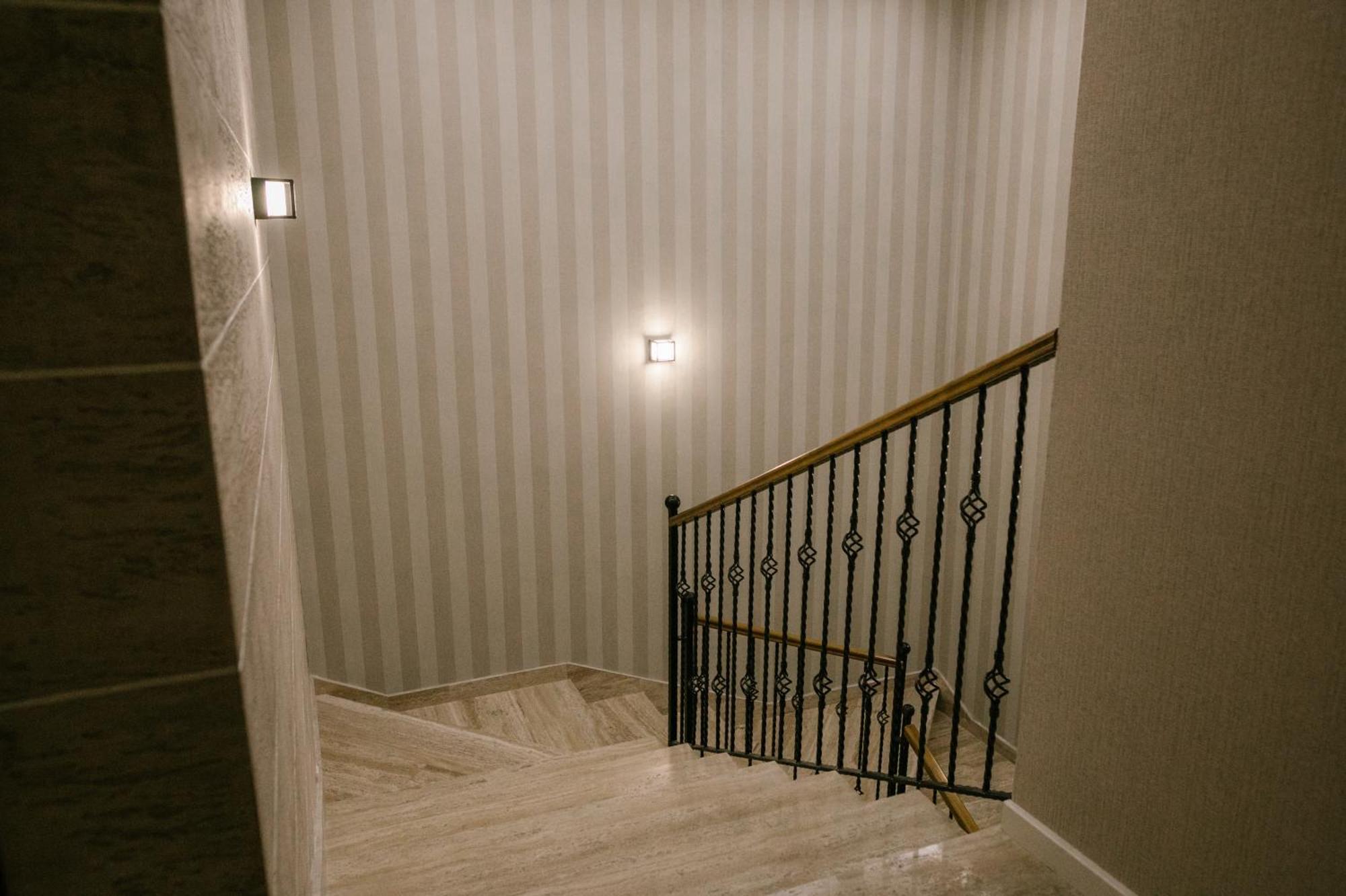 Hotel Beli Dvor Čačak Exterior foto