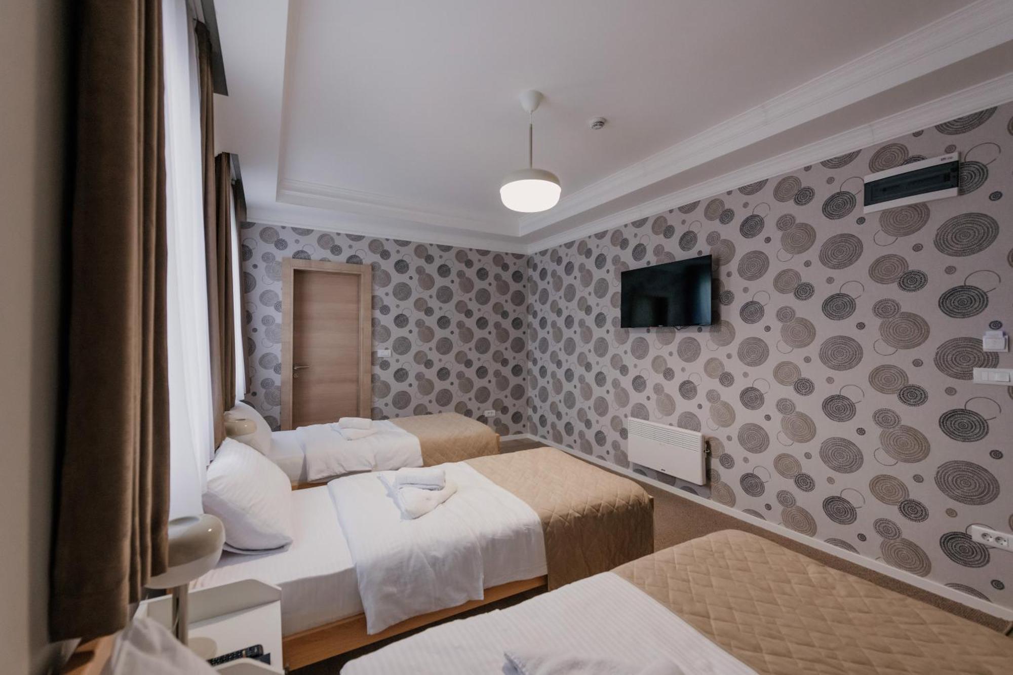 Hotel Beli Dvor Čačak Exterior foto